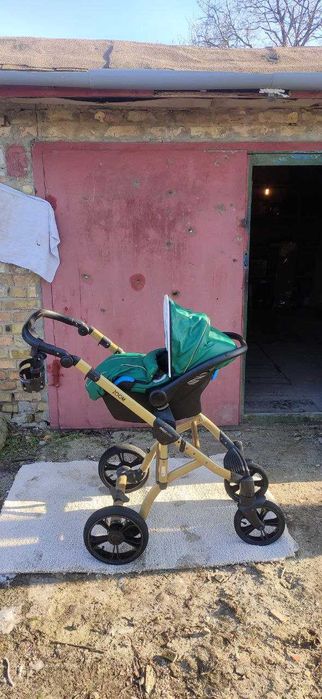 Універсальний візочок 3 в 1 Mioobaby Zoom