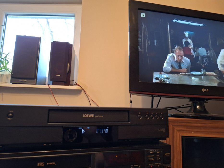 Magnetowid LOEWE centros hi fi 6106H