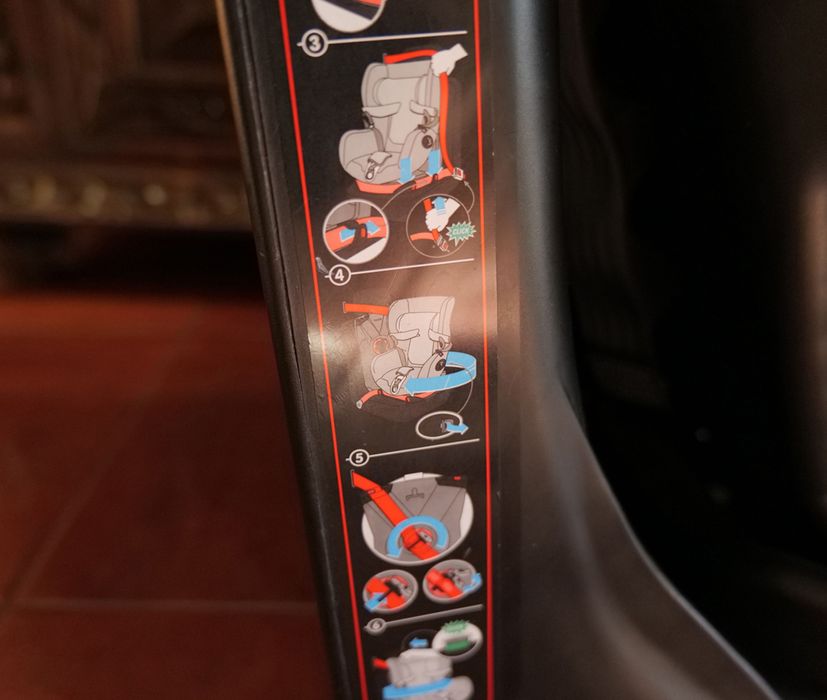 Cadeira Auto Axiss Bébé Confort
