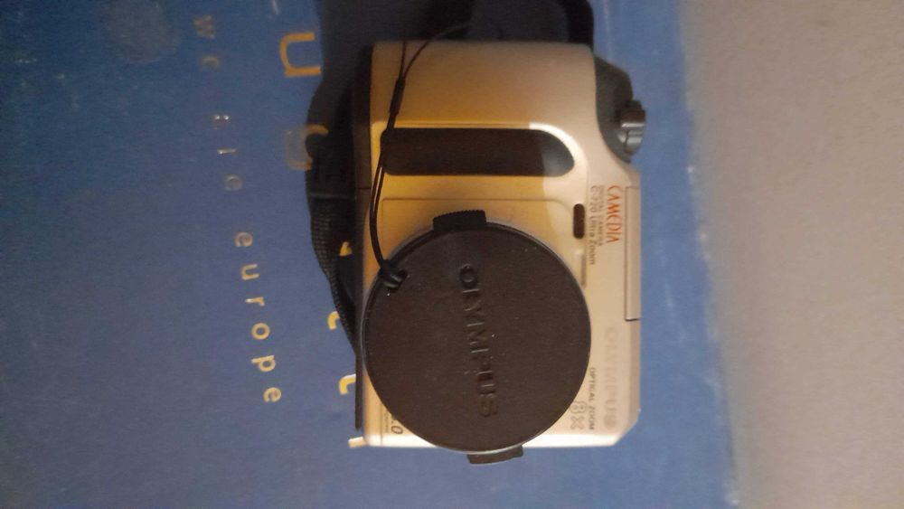 Vintage Olympus Camedia C-720 Ultra Zoom