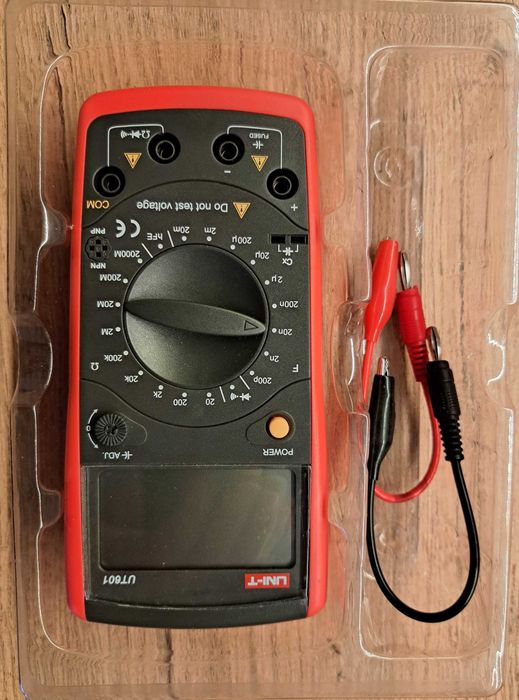 Miernik uniwersalny cyfrowy UT601