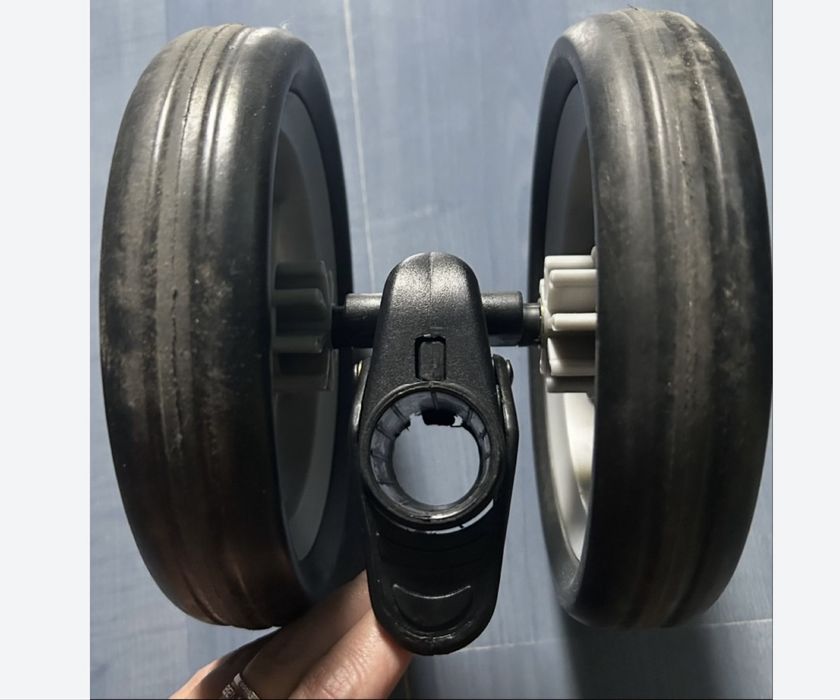 Новая Коляска прогулочная