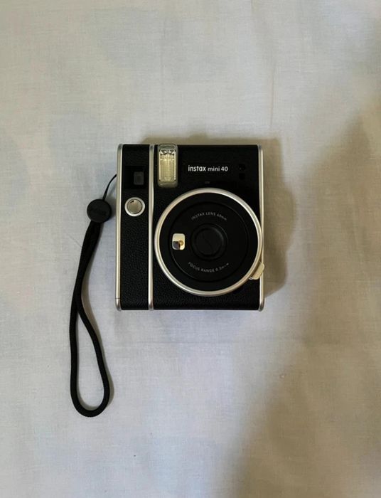 Instax mini 40 preta