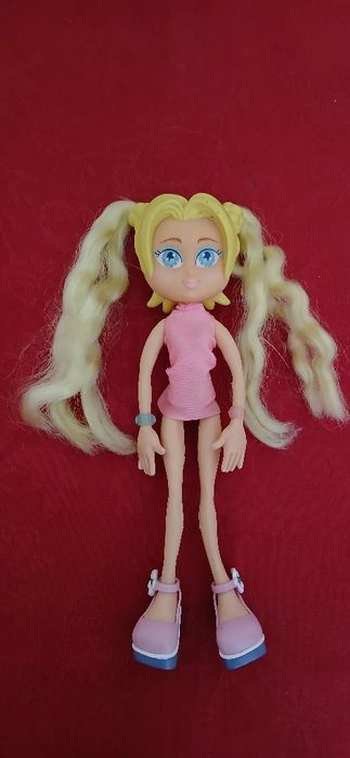 Boneca ótimo estado