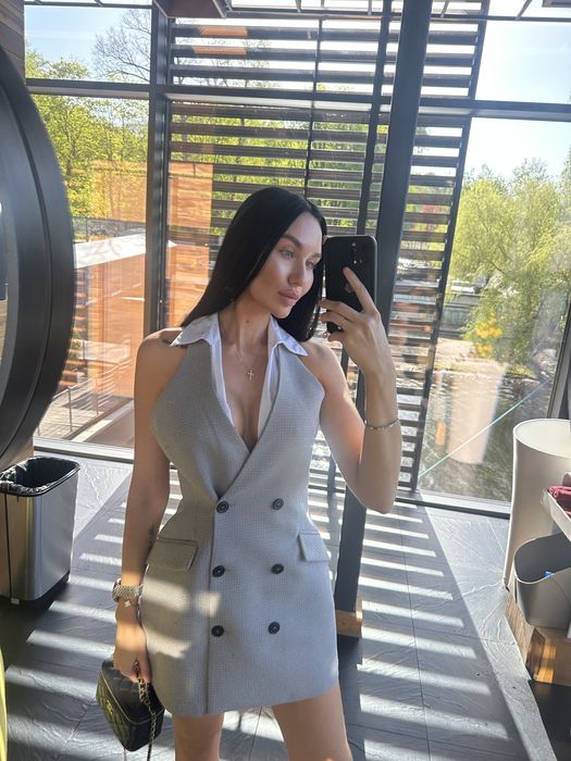 Неймовірно гарна сукня Zara