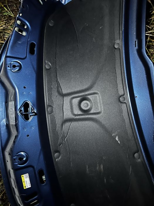 Шумоізоляція капота kia niro ev wind wave