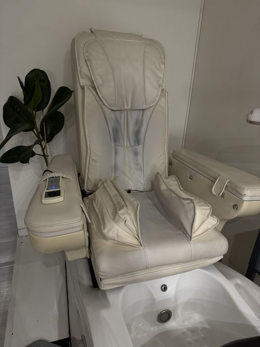 Profesjonalny fotel SPA do pedicure z masażem i jacuzzi – sprawny