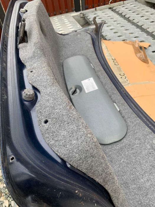 Bmw 3 e46 sedan klapa tył LIFT topasblau 364/5