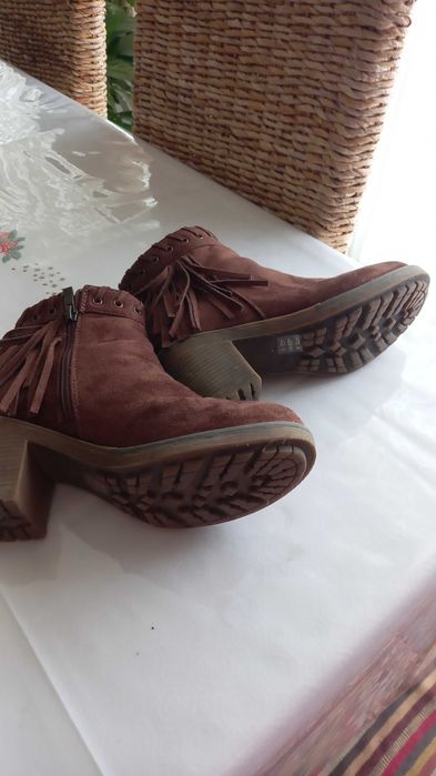 Botas camurça como novas