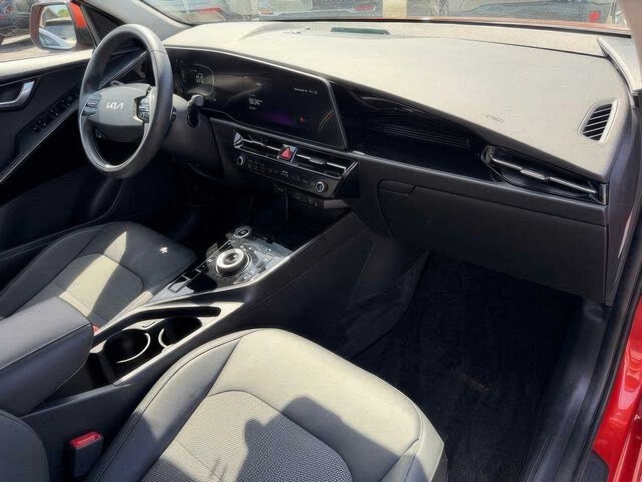 Kia Niro Ex      2023