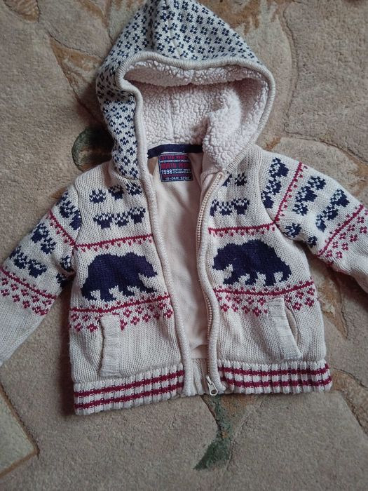 Тепла кофта на 2/3роки