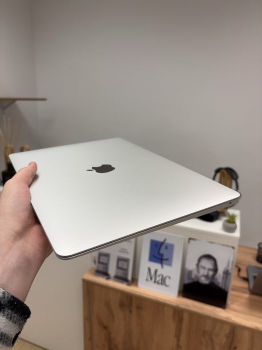Macbook Air M1 8/256gb стан чудовий, гарантія
