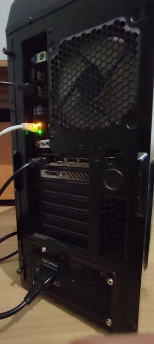 Komputer do gier i zadań roboczych GTX 1080 , DDR4