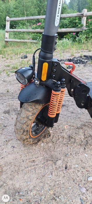 Hulajnoga Elektryczna,,Git"