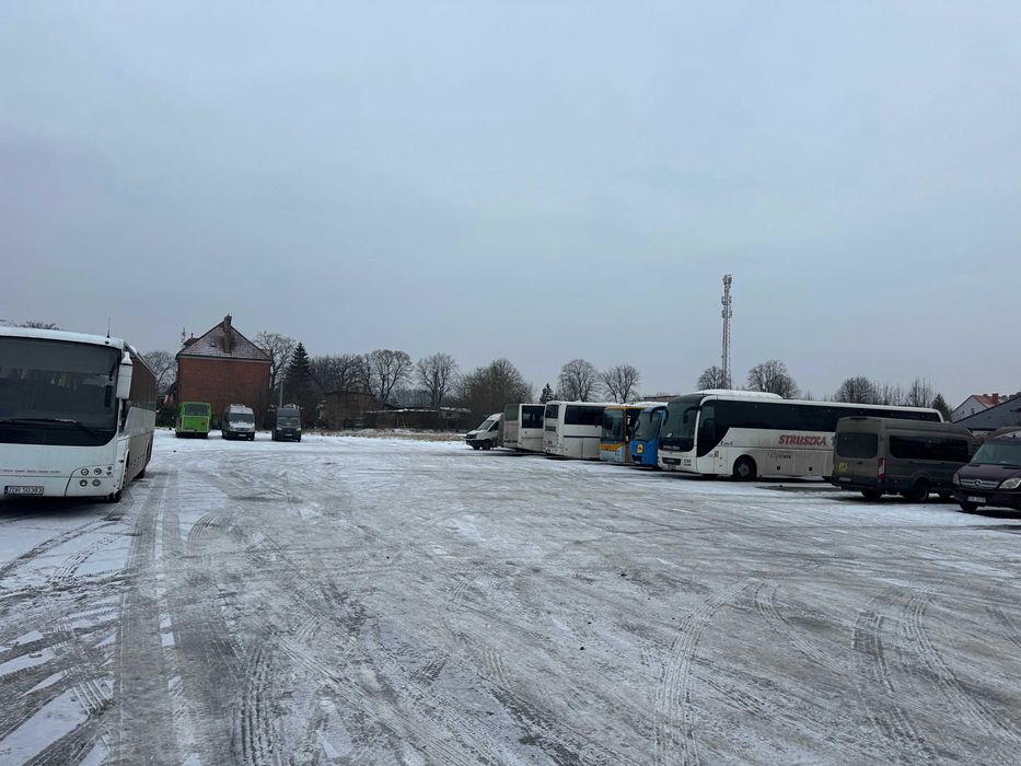 FIRMA AUTOBUSOWA wraz z kontraktami, Hala warsztatową i placem