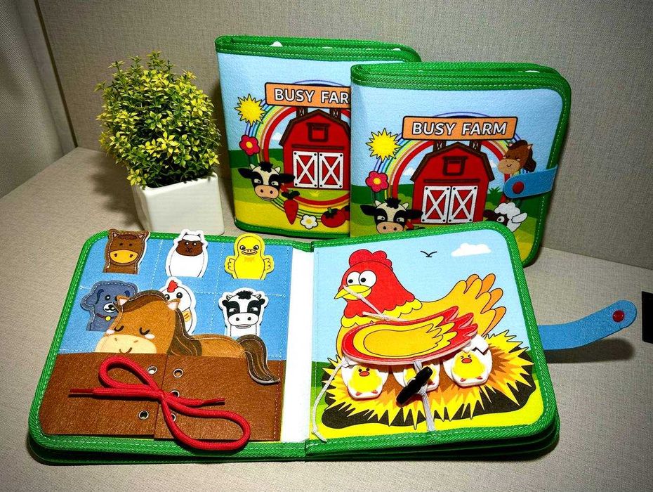 Розвиваюча фетрова книжка-бізіборд для малят "Ферма" (8 сторінок)