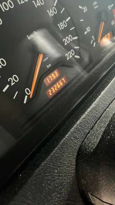 Mercedes c220 c ar condicionado