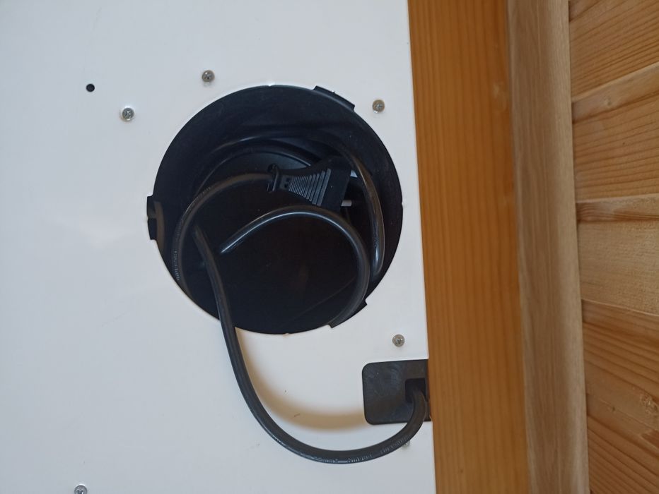 Витяжка Pyramida WHX 60 WH, кухонна витяжка