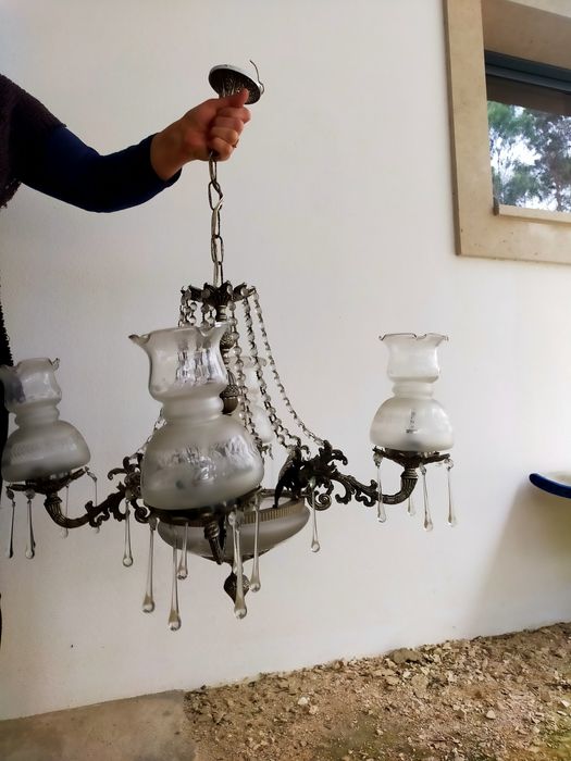 Candeeiro grande de sala antigo