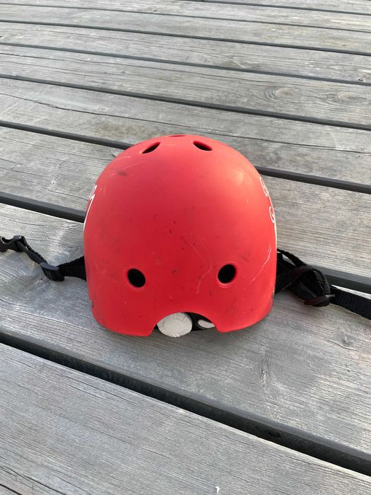 Kask dziecięcy Janod czerwony S