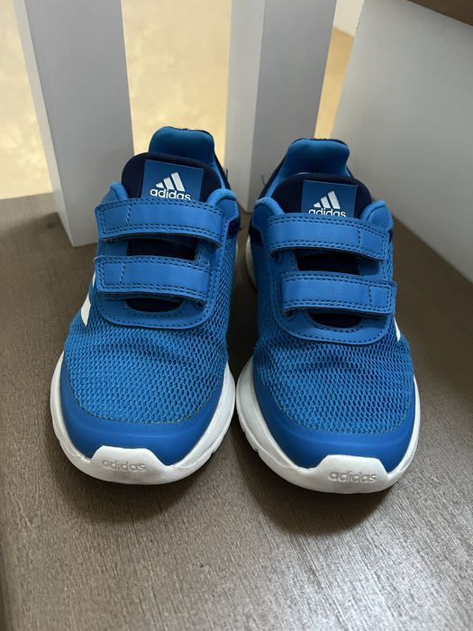 Дитячі кросівки adidas