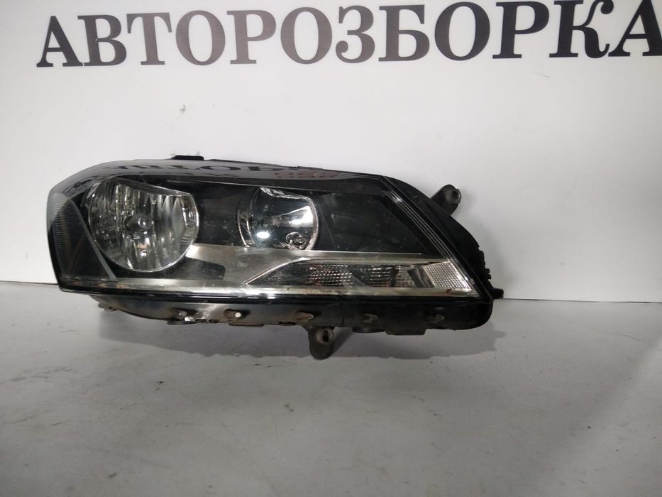 Фара, фари Volkswagen Caddy, Touran