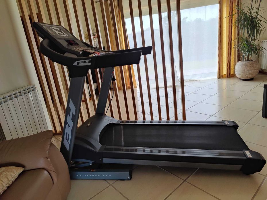 Passadeira elétrica BH Fitness F4 Domfit