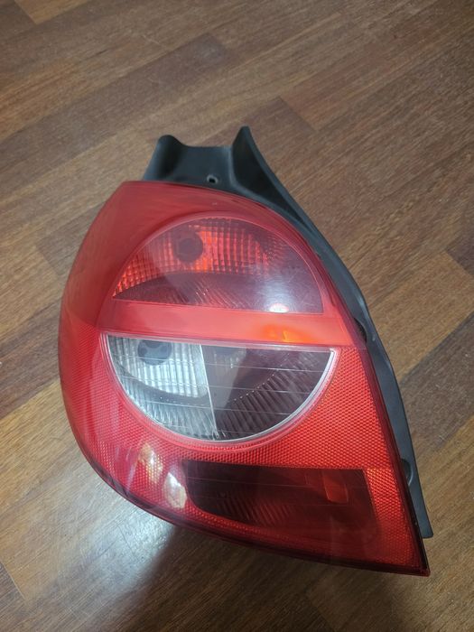 Farolim clio 3 2005