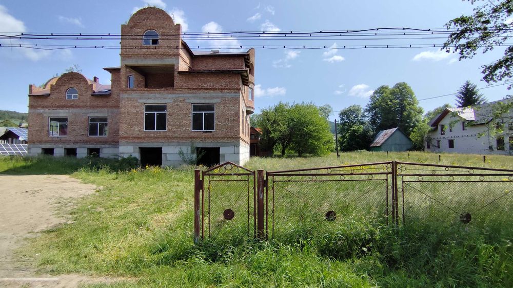 Продається ділянка 17 сот. с. Микуличин. Під будівництво. Асфальт заїзд. Світло