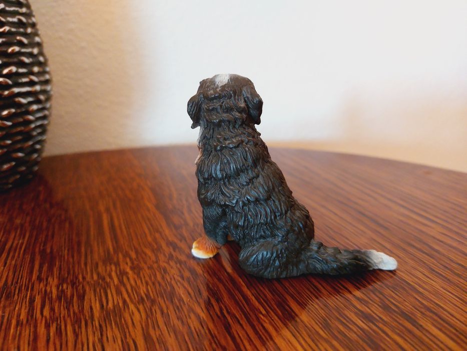 Pies berneńczyk schleich