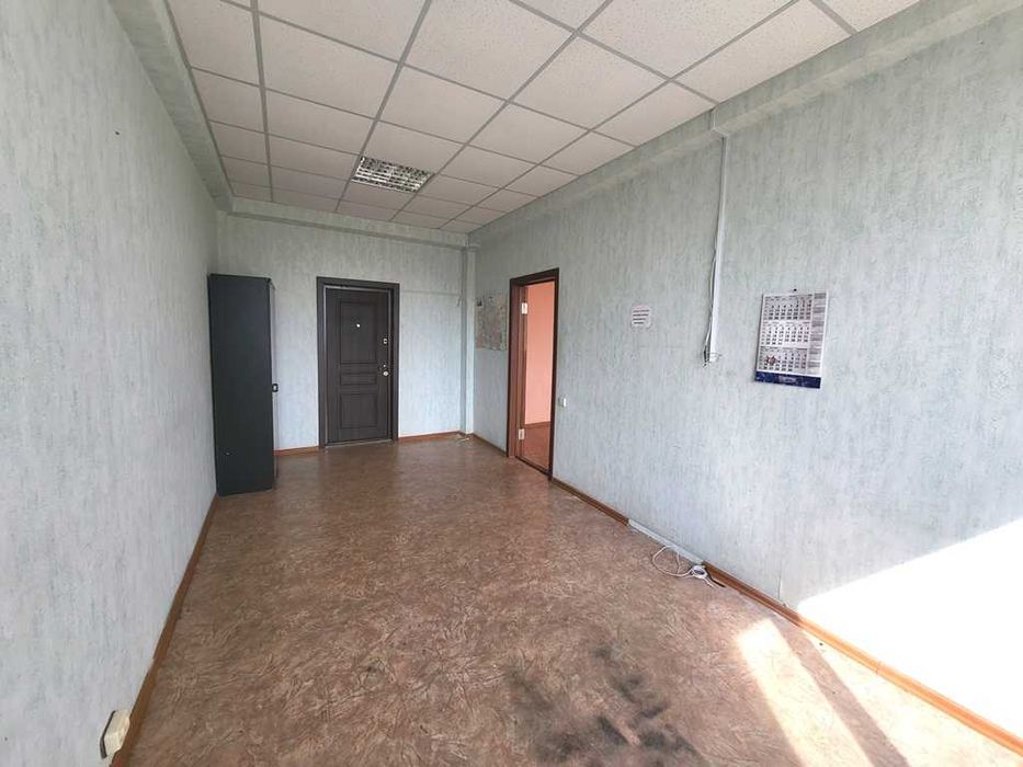 Продаж 4-х єт.приміщення вул Північне шоссе 12, поряд ДК "ЗАЛК".