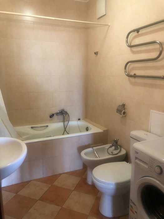 2-к ЖК "Місце мрії"(м.Шулявс-2 хв.). Світло і Wi-fi від інверт.Власник