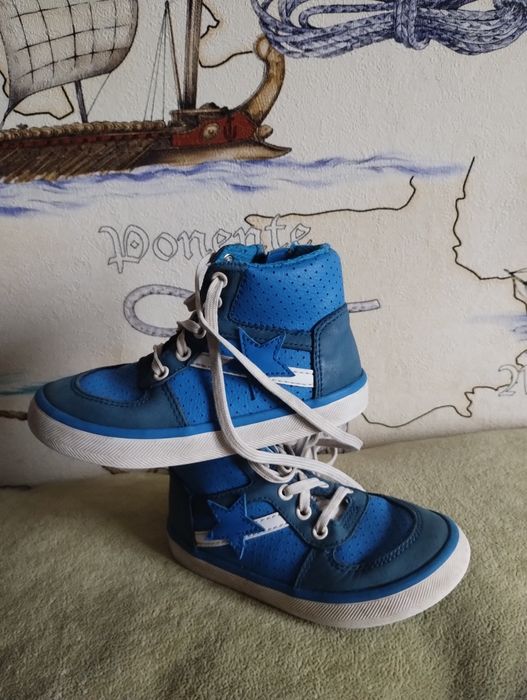 Черевики Clarks.