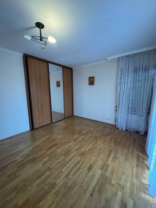 Продаж будинку Озерна LIN 42292