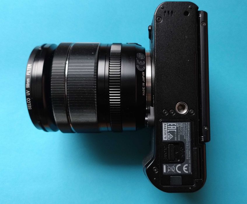 FujiFilm X-T20 z obiektywem