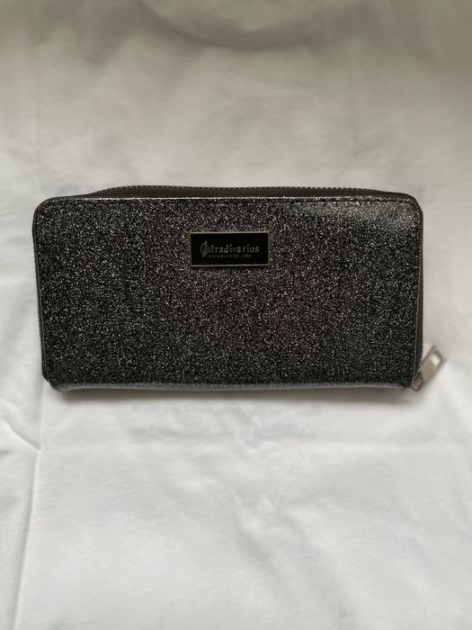 Carteira Stradivarius