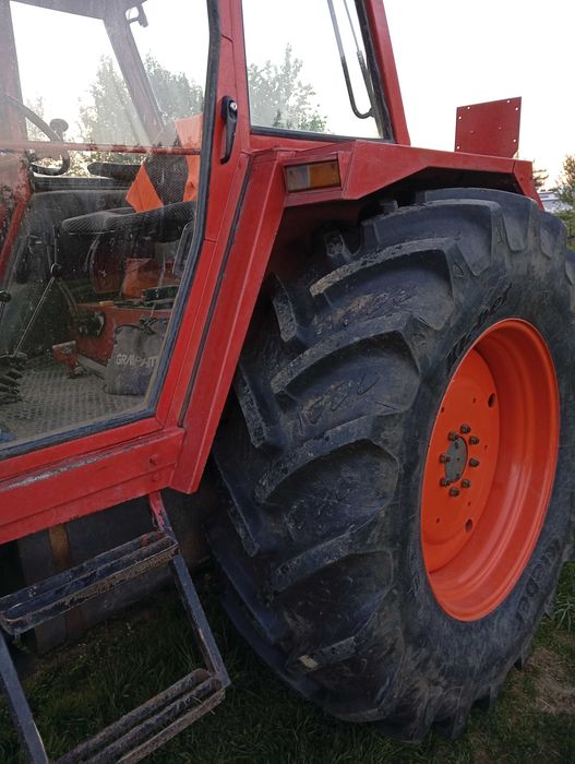 Massey Ferguson 690