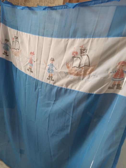 Тюль в дитячу кімнату