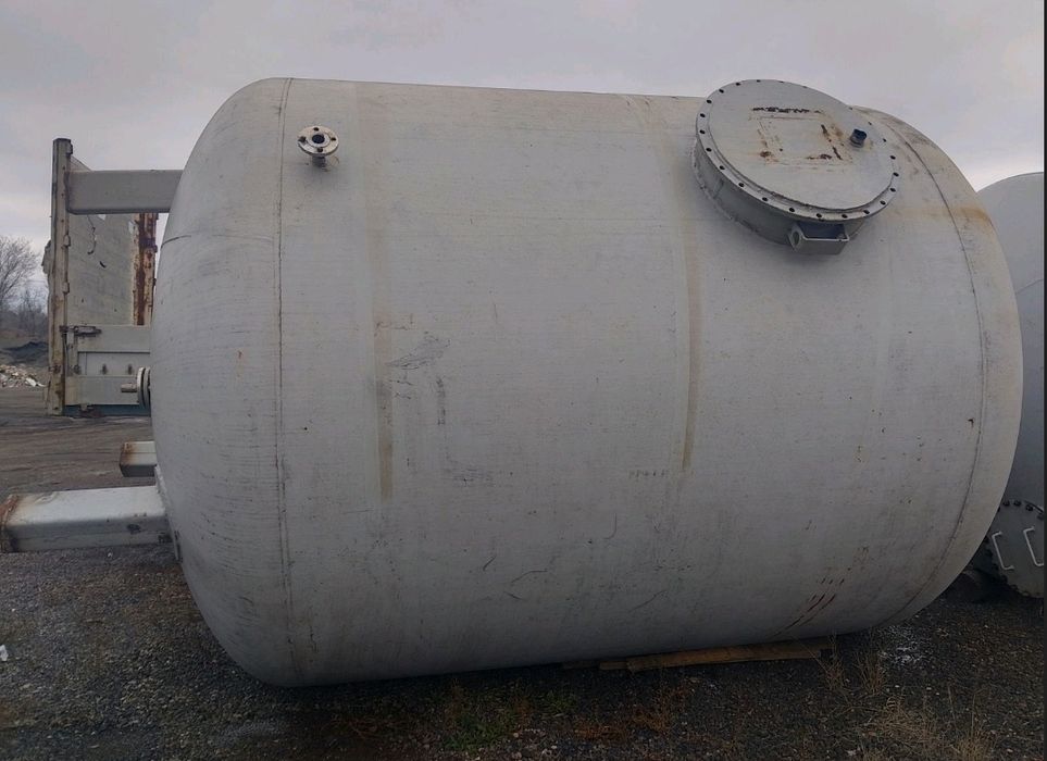 Емкость,резервуар,ємність,бочка 25 м.куб (вода)