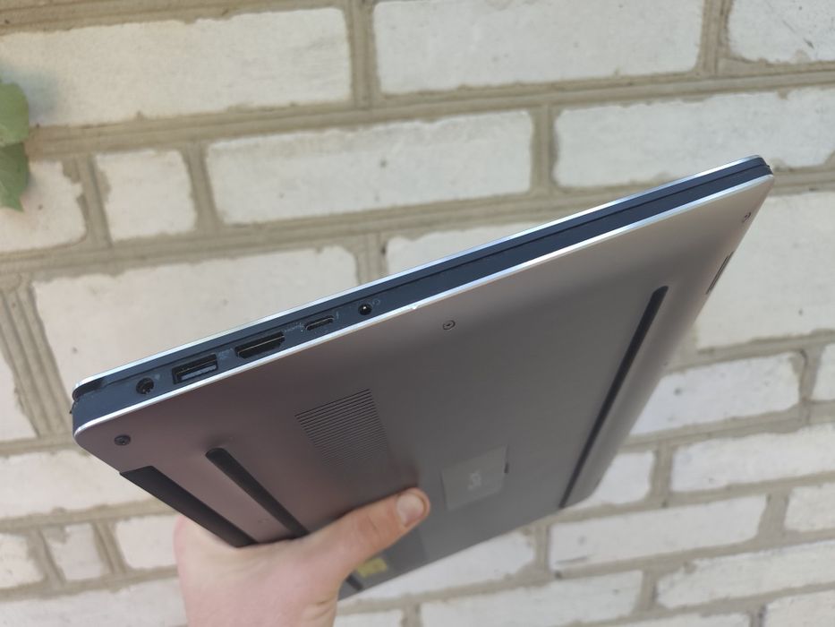 4К Сенсорний Ігровий ноутбук DELL (i7 7700HQ/16/256/GTX 1050 4gb)