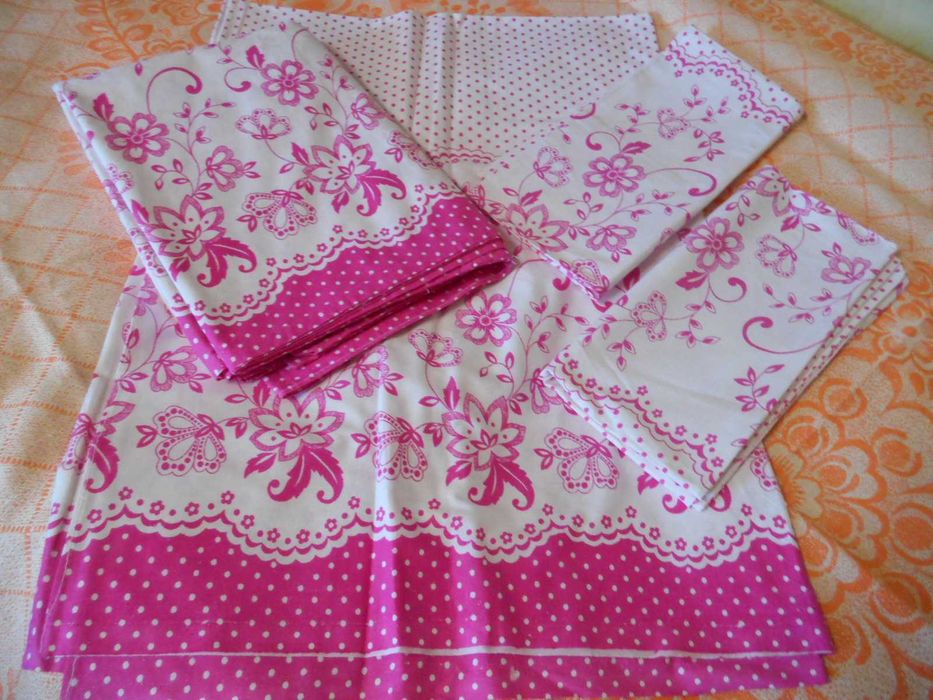 Продам комплект постельный набор.