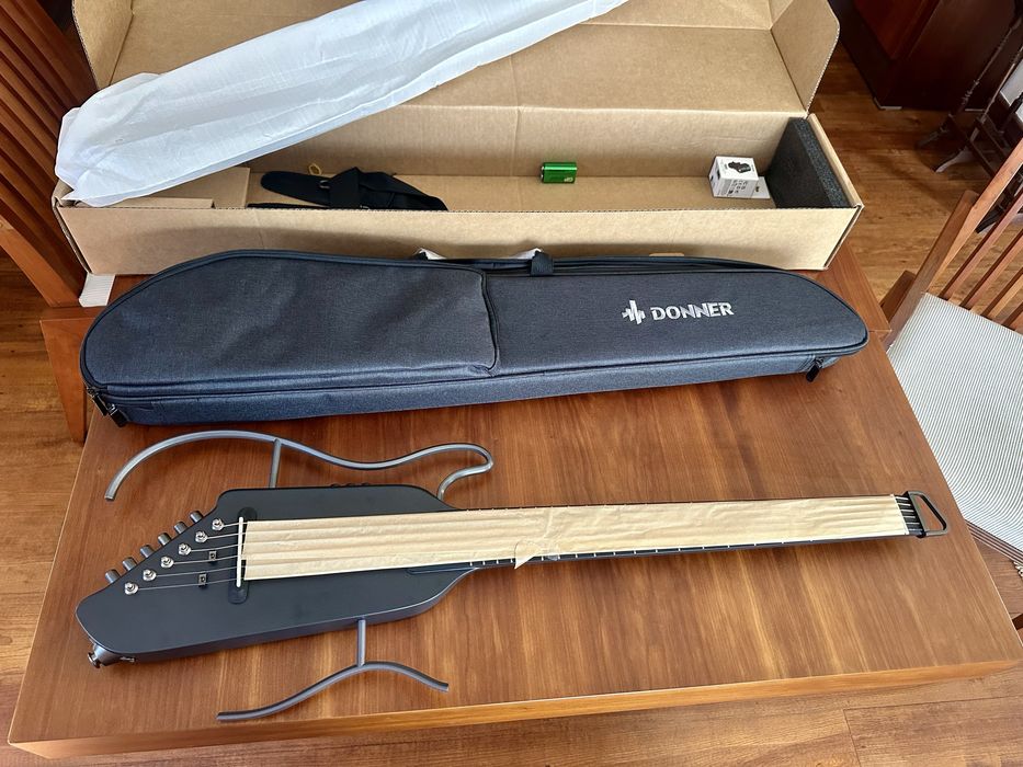 Guitarra electrica DONNER HUSH I nova