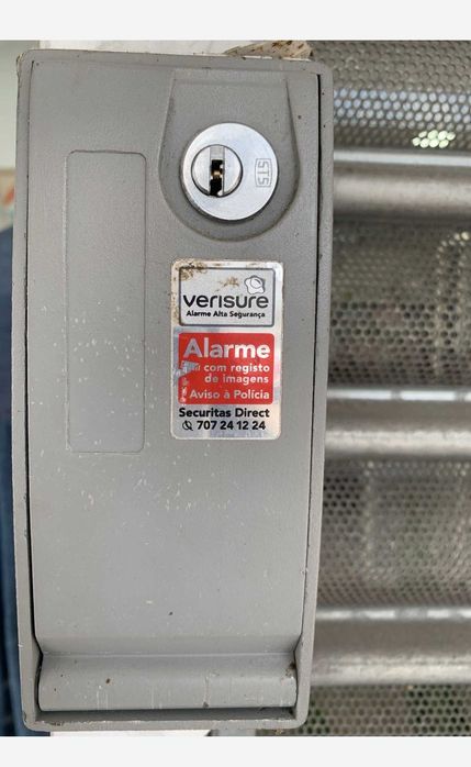 Grades de segurança microperfuradas