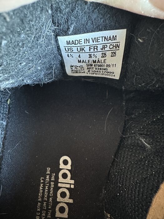 Buty adidas brązowe