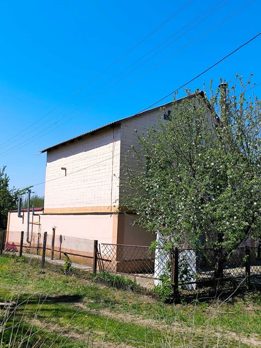 Продається будинок в мальовничому місці на березі озера. – pohled 3