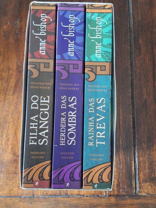 Livros do mundo de fantasia, vários autores