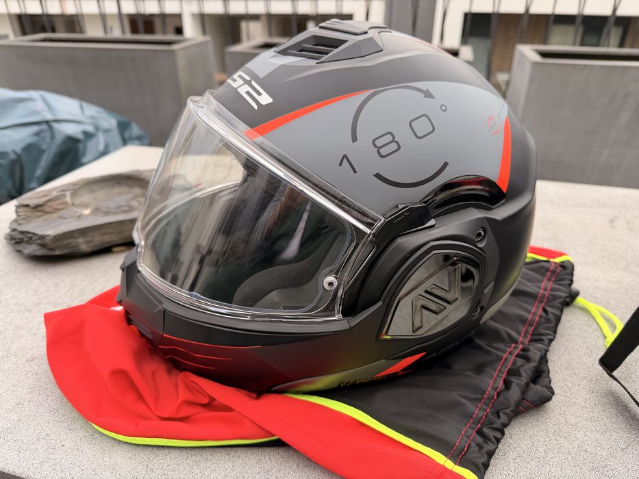 Capacete LS2 modular novo L