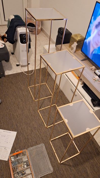 Alugo mesas para ocasiões