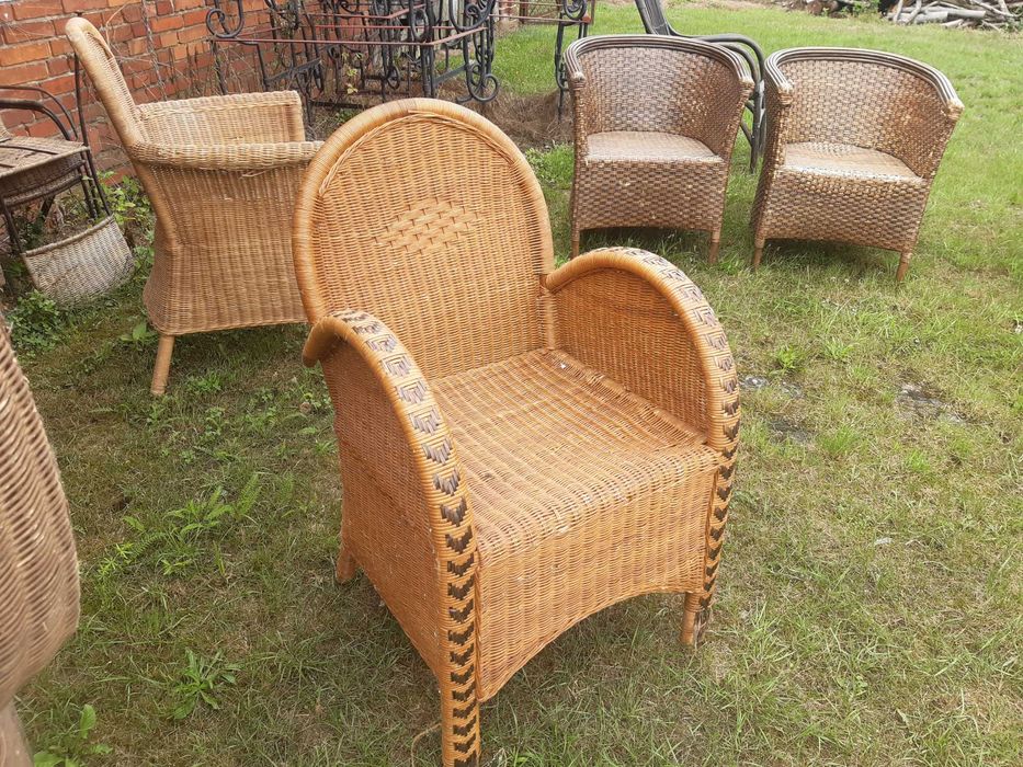 wygodne fotele rattanowe