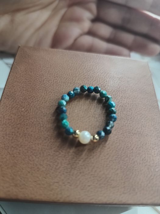 Pierścionek z koralików z perłą